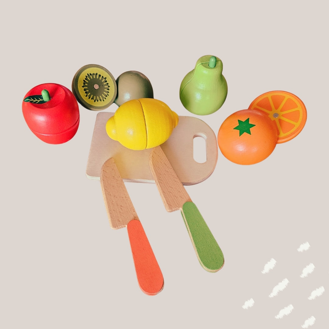 Frutas de madera imantadas